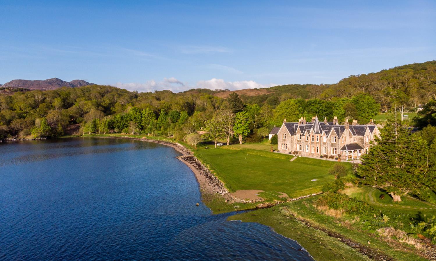 Exterior image of Shieldaig Lodge 