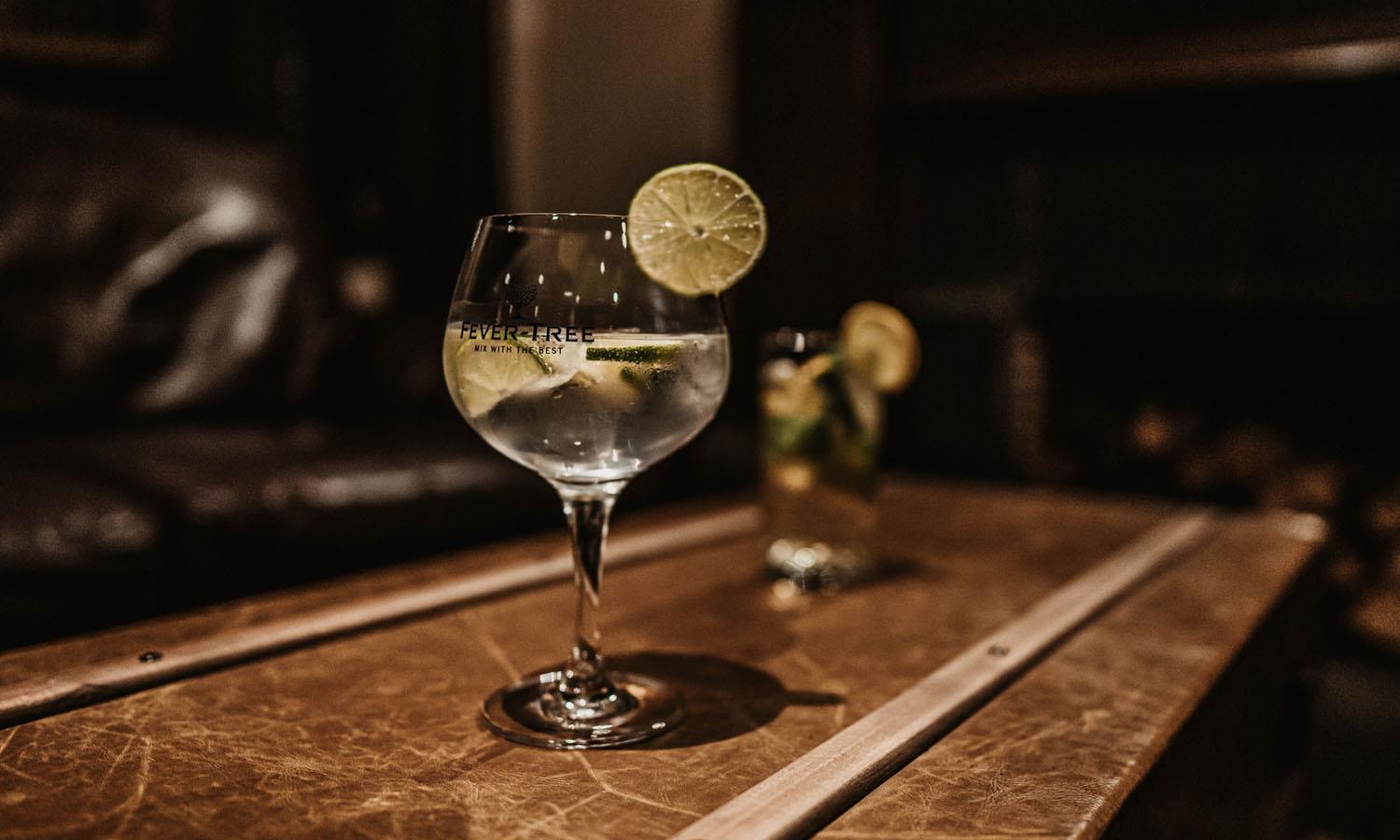 G&T on counter at Spinnakers bar