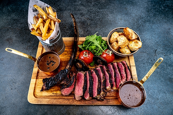 A Foodie's Delight for 2 - Steak with Wine